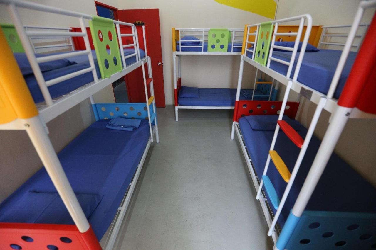 Hero Hostel Κουτσίνγκ Εξωτερικό φωτογραφία